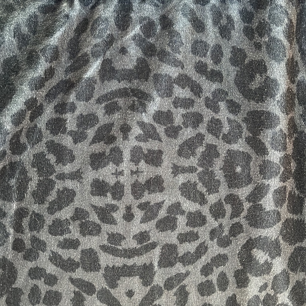 SpiritHoods Black Panther Velvet Hooded Onesie - Picture 4 of 5
